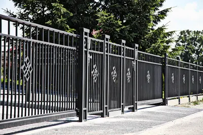 Plast-Met Śląsk Systemy Ogrodzeniowe - Ogrodzenia Aluminiowe, Stalowe, Panele Ogrodzeniowe